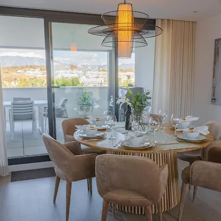New In - Perfect For Golfers And Families! Apartment