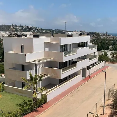 New In - Perfect For Golfers And Families! Appartement *